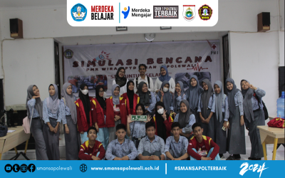 PMR UPTD SMAN 1 POLEWALI MELAKSANAKAN SIMULASI GEMPA